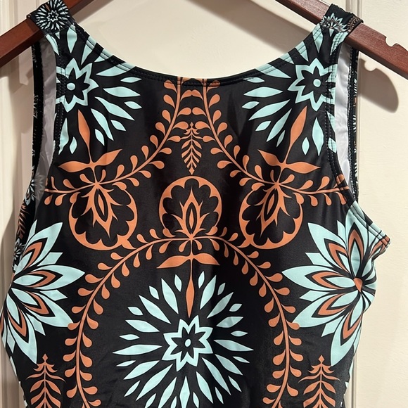 Tribal Print High Neck One Piece Swimsuit NWOT - Picture 3 of 4
